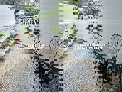 chung cu Thái Sơn - 2PN có sân vườn, đủ nội thất mới