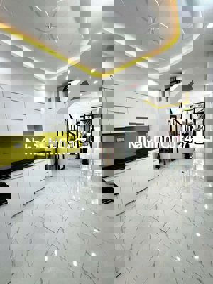 Sân Rộng Để Xe-Ngay Cầu Đại Thành-Ôtô Đỗ Gần - 10phút Ra B.X Yên Nghĩa