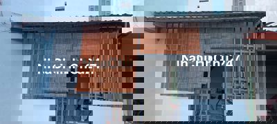 Nhà mới, đường xe hơi thông, đối diện KDC Phú Sinh.