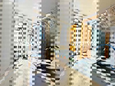 Căn Hộ Ban Công Mới Xây Full Nội Thất Bình Thành gần Chợ Bà Chiểu, Q1