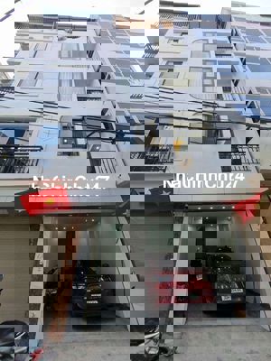 Bán nhà 5 tầng thang máy, ô tô vào nhà, tặng nội thất, giá rẻ