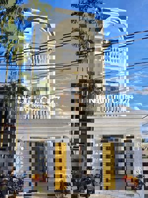 Nhà 3 tầng mặt tiền Đông Phước, Hòa Phát, Cẩm Lệ đường 5m5