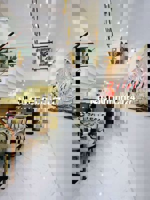 Bán Nhà 3 Tầng Tân Cổ Điển Gần Biển Hòa Minh