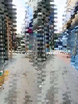 Nhà C4,một đời chủ,95 m2 , 3PN ,Trần Xuân Soạn Tân Hưng ,Quận 7.