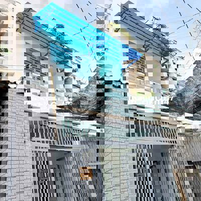 BÁN NHÀ SHR Ở GẦN CHỢ VƯỜN LÀI - NGÃ TƯ GA Q12. GIÁ : 4,25 TỈ