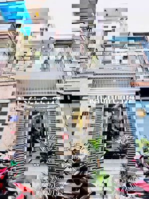 Nhà đẹp kiên cố 2 lầu hẻm xe hơi sát ngã 4 ga