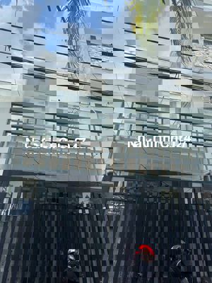 Chủ gửi bán nhà 1 lầu 3 phòng ngủ sổ riêng giá 4ty050 gần ngã tư ga