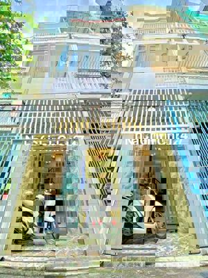 Bán Nhà 3 Tầng Trục Chính Hẻm 111 Châu Văn Liêm