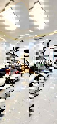 NHÀ MỚI ĐẸP Q7 – FULL NỘI THẤT – CÓ PHÒNG NGỦ DƯỚI TRỆT – NHỈNH 6 ĐỒNG