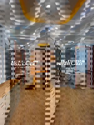 NHÀ ĐẸP GIÁ TỐT! CĂN HỘ 56M 2N2WC GIÁ 2,1x tỷ. FULL NỘI THẤT