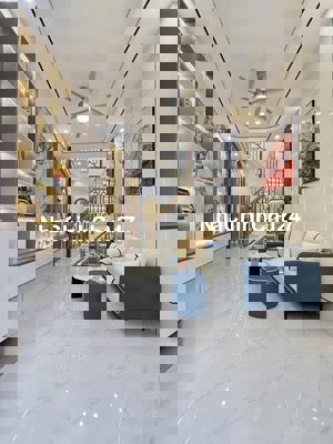 Chính chủ cần bán gấp nhà 48m2 ngay Thành Thái, Q10. Giá: 5 Tỷ 420 tr