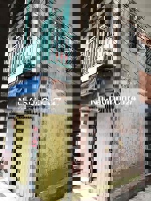 Cần Bán Nhà Chính Chủ Q.4