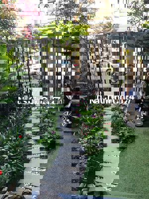 Chủ cần bán căn 3 tầng đẹp Hói Kiểng, gần công viên