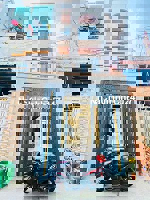 NHÀ 70m2 HẺM XE HƠI THÔNG ĐẸP VÀO LÀ Ở