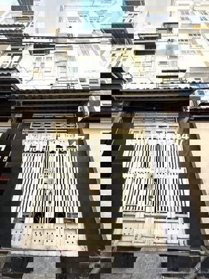 SIÊU PHẨM, khu sân bay - ga T3, 40m2x3T - BTCT, xe hơi đỗ cửa, 6.8 tỷ.