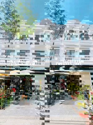 Chủ gửi bán gấp cân nhà shophouse 100m2