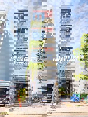 Nhà Full Nội Thất, Sổ Hoàn Công Gần Làng Đại Học HCM, Gần BigC GO