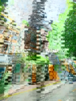 Villa 7 tầng 200m2 (12.5 x 16) - Hầm, hồ bơi, ngay nhà ga T3 - Giá 69T