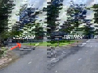 Chính chủ kẹt tiền bán , đất thổ cư 600tr/100m2, sổ sẵn, bàu bàng