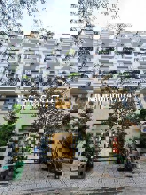 Nhà phố 1tr, 3L, sân thượng (4PN) - Gần ngã tư ga