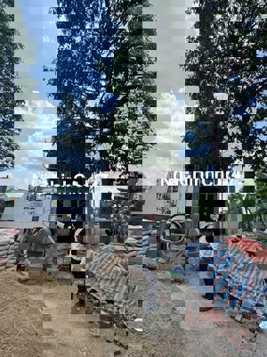 Nhà mới khu vực Lavender đông dân cư dọn vào ở ngay ! Lh em nhé