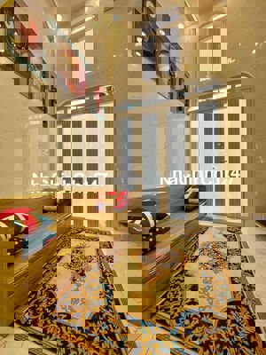 CÁCH MẠNG THÁNG TÁM - NỘI THẤT LUNG LINH - 4 TẦNG - NHỈNH 2 TỶ