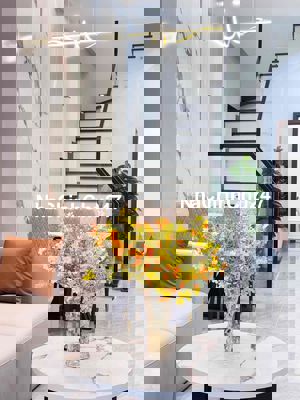 NHÀ 3 TẦNG KIỆT 311 NGUYỄN HOÀNG – FULL NỘI THẤT – XÁCH VALI VÀO Ở!!