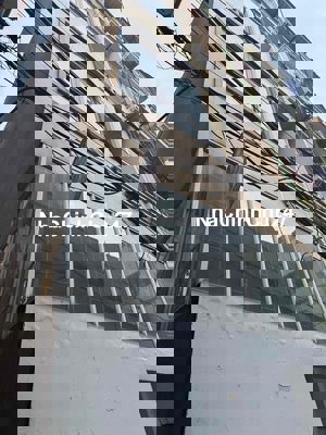 BÁN NHÀ LÔ GÓC - 3 THOÁNG - CÁCH GA TÀU ĐIỆN 50M - PHỐ HỒ TÙNG MẬU - 5