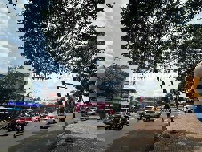 Bán nhà ngay vòng xoay Phan Chu Trinh-Nguyễn Đình Chiểu