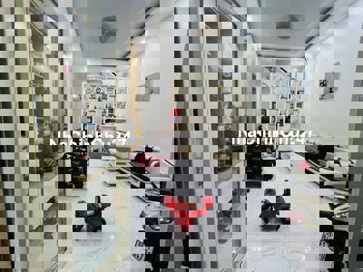 CHÍNH CHỦ - HXT 239/11 ĐỘC LẬP - 5X13 - 3 LẦU - FULL NỘI THẤT