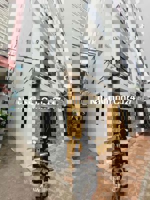 Bán Nhà Chính Chủ Ô TÔ  Thang Máy Lô Góc 3 bước sang PARKCITY