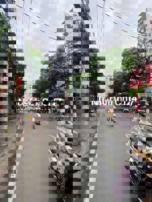 Mặt Tiền Âu Dương Lân Không Quy Hoạch P2 Q8