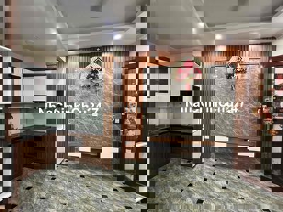 CHÍNH CHỦ BÁN CĂN NHÀ 5 TẦNG NGÕ RỘNG CÁCH BÃI ĐỖ Ô TÔ CHỈ 80MÉT