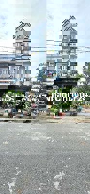 Chính chủ bán nhà 5x23m 3 tầng 5pn khu dân cư Tân Kim Long An