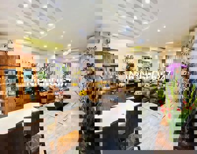 Tôi chính chủ( miễn trung gian) bán chung cư Fafilm VNT Tower (Lô Góc)