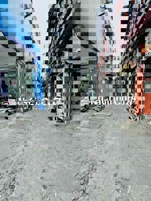 Nhà chính chủ 1014 Cách Mạng Tháng 8 - 3PN 2 tầng 44m2 - 5.18 tỷ