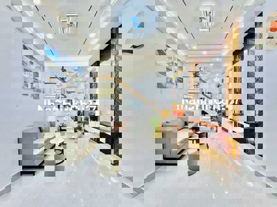 Chính chủ cần bán gấp nhà 52m2 ngay Hưng Phú, Q8. Giá: 3 Tỷ 520tr. SHR