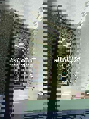 Cần Tiền Bán Nhà Mặt Tiền Nguyễn Lâm Gần Chợ Chính Chủ.