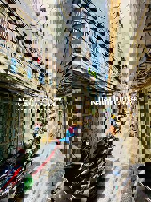 Chính chủ bán nhà 3 tầng Đinh Bộ Lĩnh Bình Thạnh 37m2_5 ngủ_3.6 tỉ TL