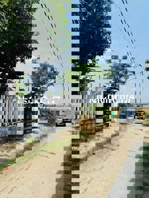 CHÍNH CHỦ CẦN BÁN GẤP LÔ ĐẤT ĐẸP, GIÁ ĐẦU TƯ!