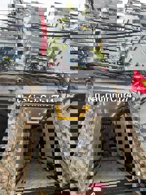 Chính chủ bán căn Lô góc tại Phú Lương 5 tầng ô tô đỗ cửa