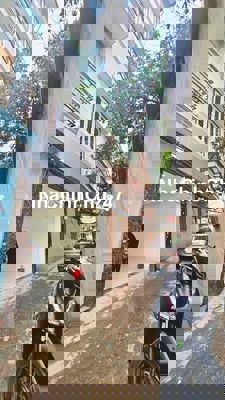 Chính chủ bán nhà phố Định Công 51m xây 5Tầng ôtô vào nhà ngõ thông kd