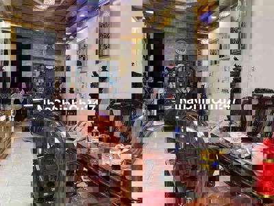 Nhà Chính Chủ Ngộp Bán 17 Tỷ Mặt Tiền Đường Phú Thọ Hoà 4 tầng 5x18m