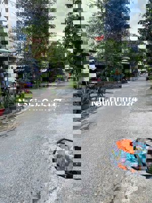 Chủ gửi bán lô đất MT đường xe tải