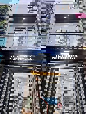 Chủ kẹt tiền bán căn nhà mới Mã Lò sổ hồng chính chủ DTSD 100m2