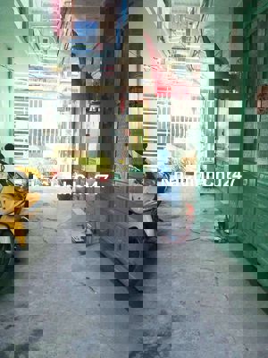 CHÍNH  CHỦ  CẦN  BÁN  NHÀ ( 40m2) XÃ HƯNG LONG.  BÌNH CHÁNH