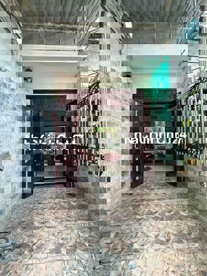 Chính chủ bán nhà 110m2 2 tầng Hà Huy Tập 4 PN