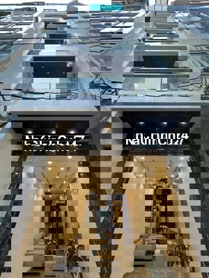 Chính chủ gửi bán nhà đẹp Ngọc Thuỵ,Long Biên,thang máy, Full nội thất