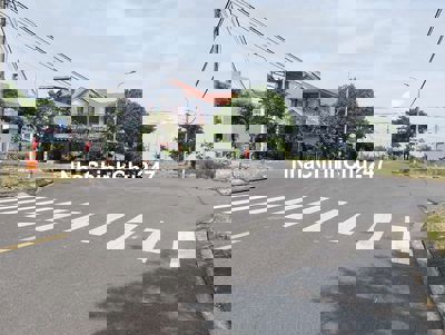 Chính chủ bán lô đất đường 10.5 m Trần Minh Thiệt kề góc ngã tư