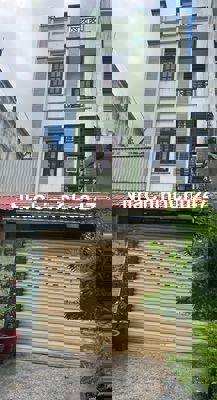 vị trí nhà 4 tầng cực đẹp 5,7m x 20,5m Trường Chinh Q12, HXH 5 tỷ hơn